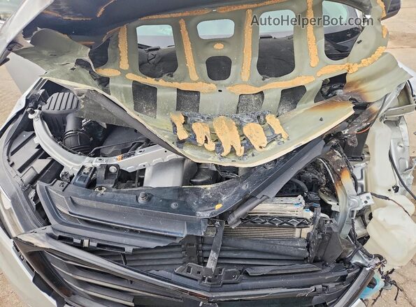 3GNAXLEXXLL265028 2020 CHEVROLET EQUINOX Серебряный Вид подкапотного пространства