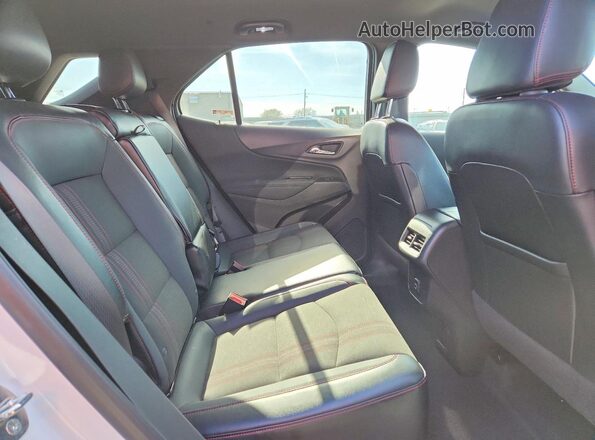 3GNAXMEG3PS142379 2023 CHEVROLET EQUINOX White Rear interior view