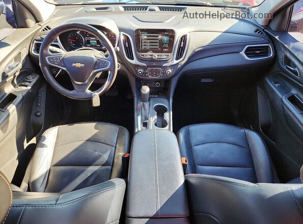 3GNAXNEX2JL352186 2018 CHEVROLET EQUINOX Red Widok deski rozdzielczej
