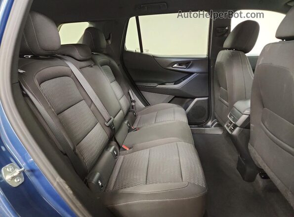 3GNAXPEG0TL252263 2026 CHEVROLET EQUINOX Blue Vista interior trasera