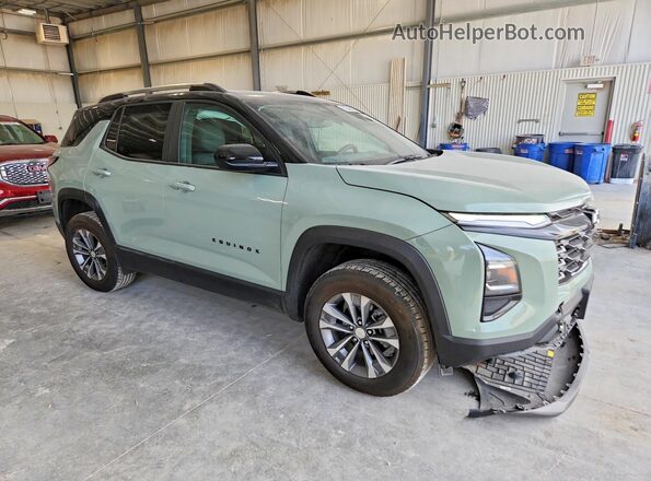 3GNAXPEG1SL202809 2025 CHEVROLET EQUINOX Green Przód prawy