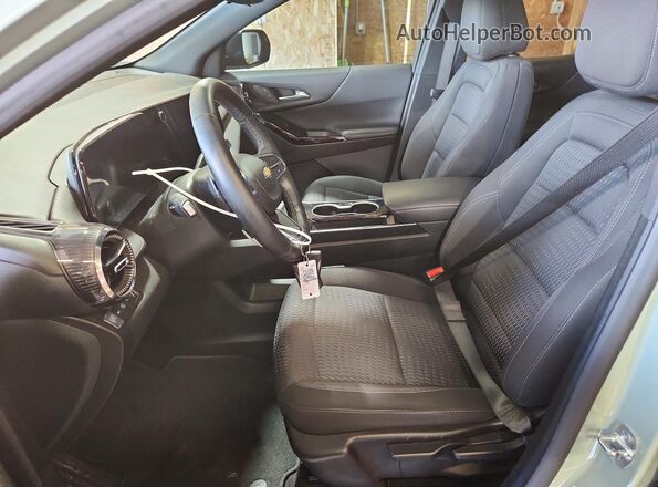 3GNAXPEG3SL166928 2025 CHEVROLET EQUINOX Green Սալոնի դիմացի տեսք