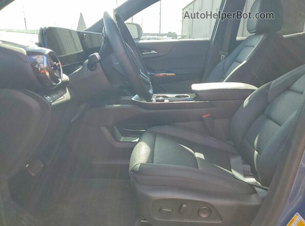 3GNAXPEG3TL359369 2026 CHEVROLET EQUINOX Blue წინა სალონის ხედი