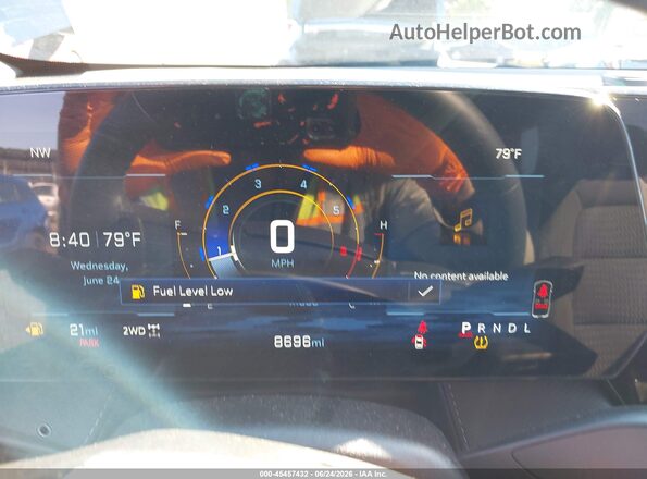 3GNAXPEG6TL419175 2026 CHEVROLET EQUINOX Gray Rear seats view