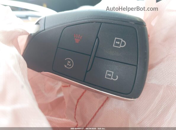 3GNAXPEG7TL129639 2026 CHEVROLET EQUINOX Белый Вид панели приборов