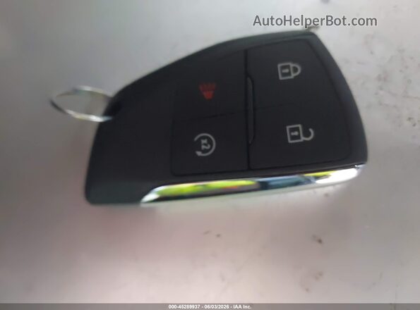 3GNAXPEG7TL386607 2026 CHEVROLET EQUINOX Red Առջևի վահանակի տեսք