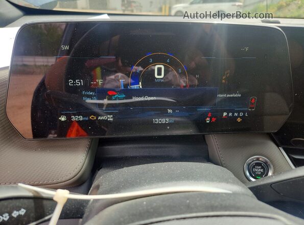 3GNAXPEG8TL114518 2026 CHEVROLET EQUINOX Синий Вид щитка приборов