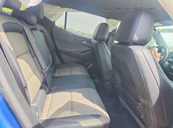 3GNAXPEG8TL114518 2026 CHEVROLET EQUINOX Синий Вид задней части салона