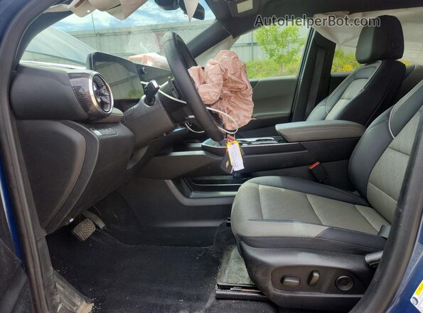 3GNAXPEG8TL114518 2026 CHEVROLET EQUINOX Синий Вид салона спереди