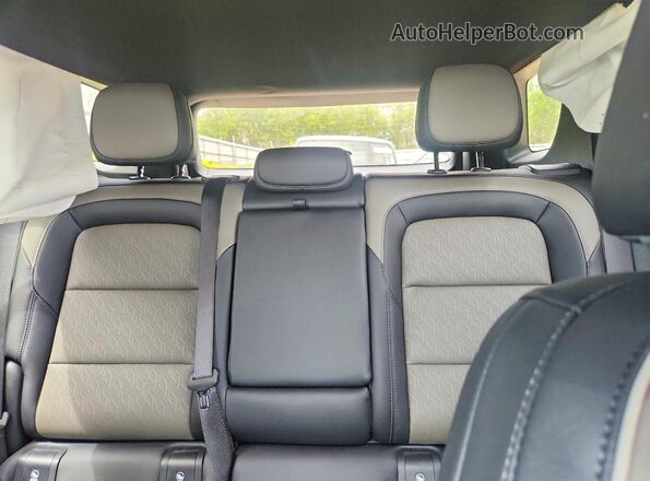 3GNAXPEG8TL114518 2026 CHEVROLET EQUINOX Синий Вид задних сидений