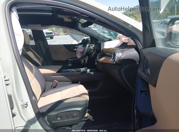 3GNAXSEG9TL277102 2026 CHEVROLET EQUINOX Green Widok wnętrza z przodu