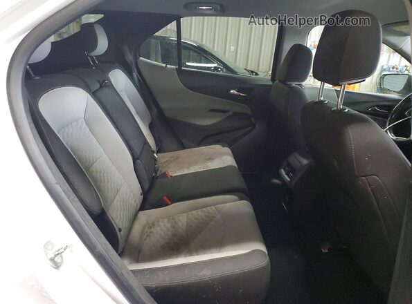 3GNAXSEV0JL313108 2018 CHEVROLET EQUINOX White Rear seats view
