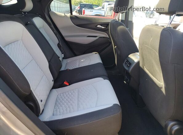 3GNAXSEV0JS593702 2018 CHEVROLET EQUINOX Gray Widok wnętrza z tyłu