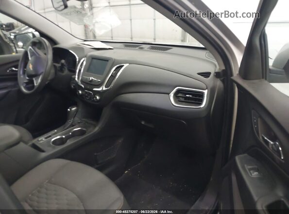 3GNAXSEV5JS573543 2018 CHEVROLET EQUINOX Silver Front interior view