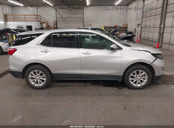 3GNAXSEV5JS573543 2018 CHEVROLET EQUINOX Silver Rear interior view