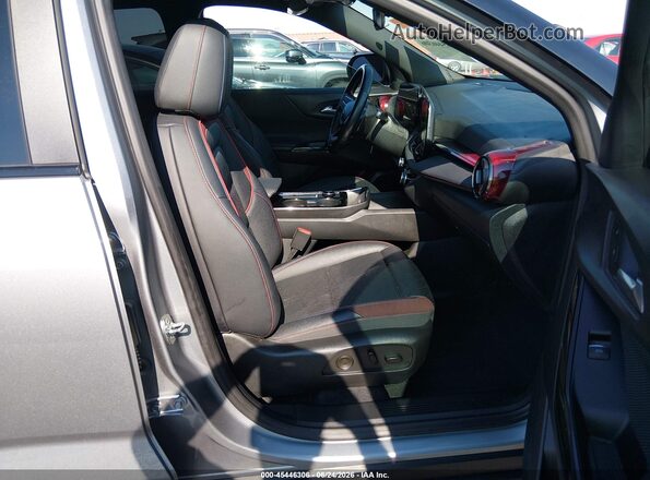 3GNAXTEG2SL278967 2025 CHEVROLET EQUINOX Gray Widok wnętrza z przodu