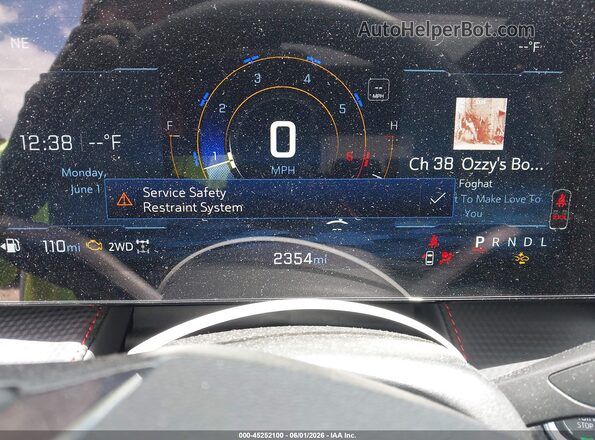 3GNAXTEG2TL362837 2026 CHEVROLET EQUINOX White Հետևի նստատեղերի տեսք
