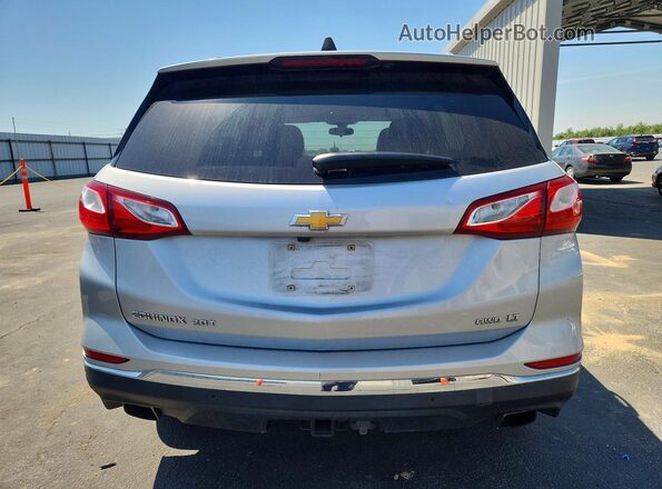 3GNAXTEXXJS553523 2018 CHEVROLET EQUINOX Silver Вид ззаду