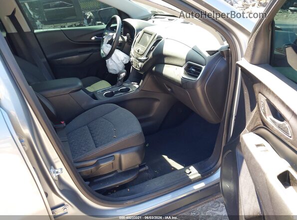 3GNAXUEGXRL351079 2024 CHEVROLET EQUINOX Silver Вид салону спереду