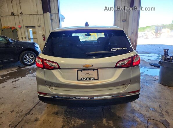 3GNAXUEV2LS569349 2020 CHEVROLET EQUINOX Silver Вид ззаду
