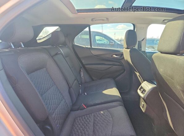 3GNAXUEV5ML327909 2021 CHEVROLET EQUINOX Silver Սալոնի հետևի տեսք