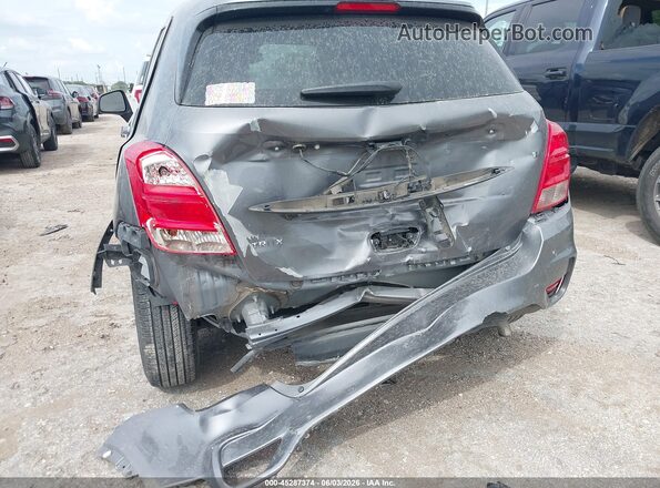 3GNCJKSB1LL161945 2020 CHEVROLET TRAX Gray Front view