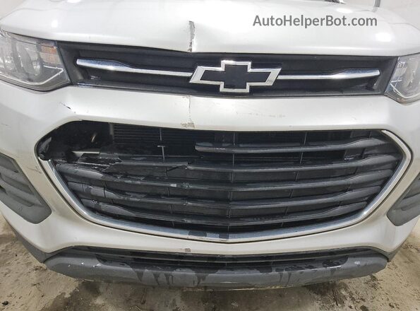 3GNCJKSB2LL135578 2020 CHEVROLET TRAX Silver 