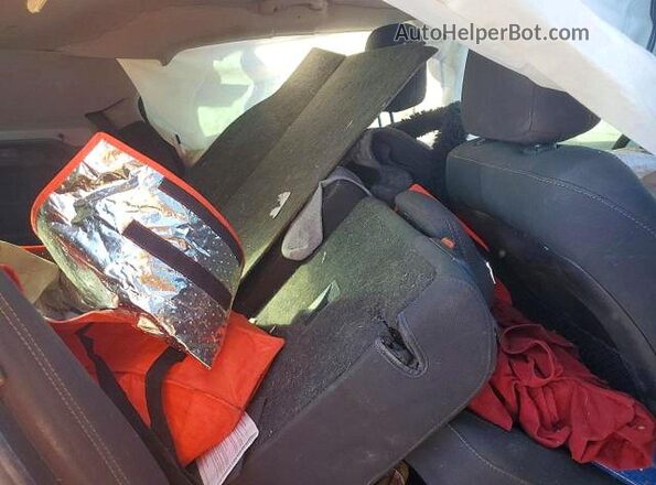 3GNCJKSB2LL201286 2020 CHEVROLET TRAX Silver Vista de los asientos traseros