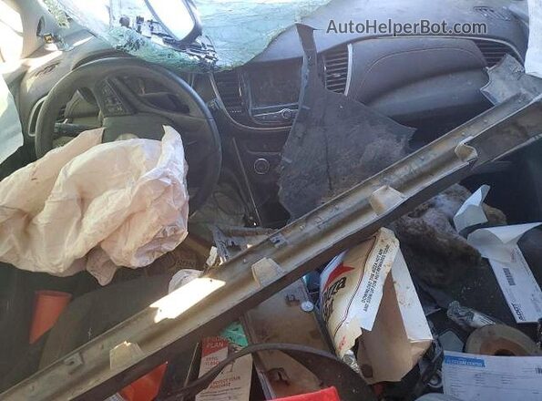 3GNCJKSB2LL201286 2020 CHEVROLET TRAX Silver Vista del salpicadero