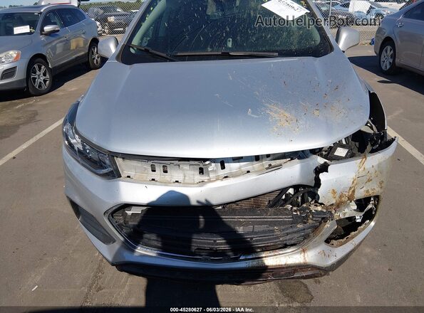 3GNCJKSB2LL296979 2020 CHEVROLET TRAX Silver Սարքավորումների վահանակի տեսք