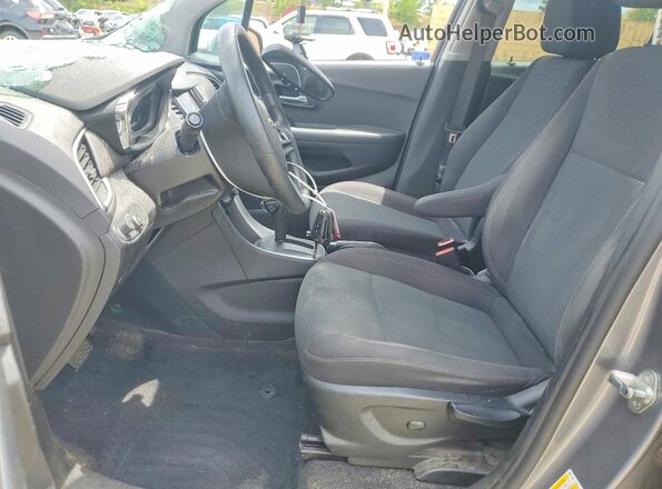 3GNCJKSB4LL185673 2020 CHEVROLET TRAX Gray წინა სალონის ხედი