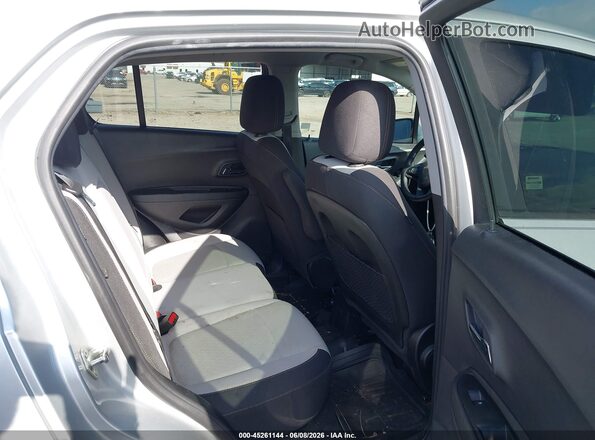 3GNCJKSBXLL137336 2020 CHEVROLET TRAX Silver Vista de la etiqueta del VIN