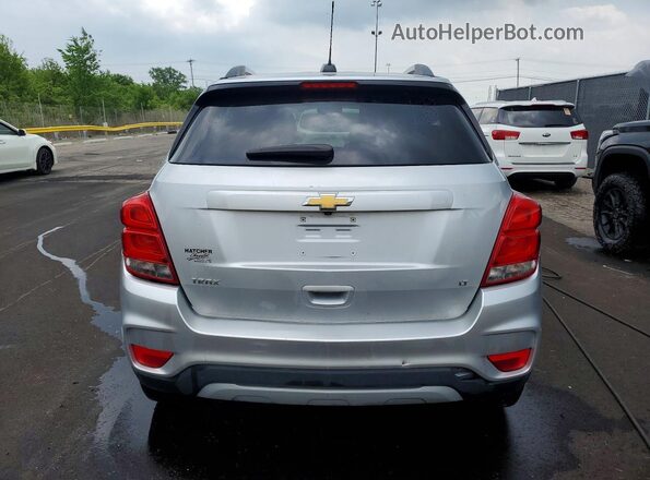 3GNCJLSB0HL208136 2017 CHEVROLET TRAX Silver 