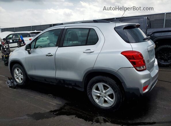 3GNCJLSB0HL208136 2017 CHEVROLET TRAX Silver 
