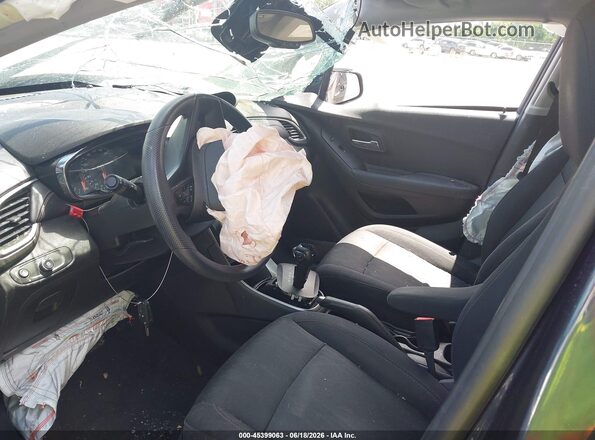 3GNCJLSB0JL277107 2018 CHEVROLET TRAX Blue Front interior view