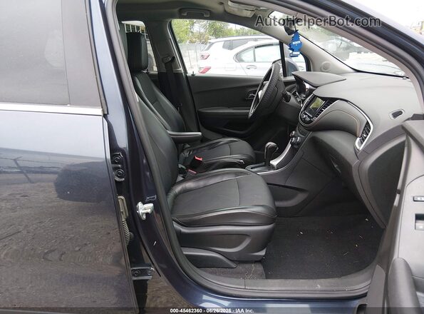 3GNCJLSB1JL166551 2018 CHEVROLET TRAX Dark Blue Вид салона спереди