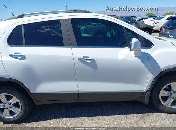 3GNCJLSB3JL170407 2018 CHEVROLET TRAX White Вид задньої частини салону