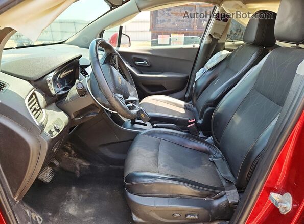 3GNCJLSB3JL185814 2018 CHEVROLET TRAX Burgundy Front interior view