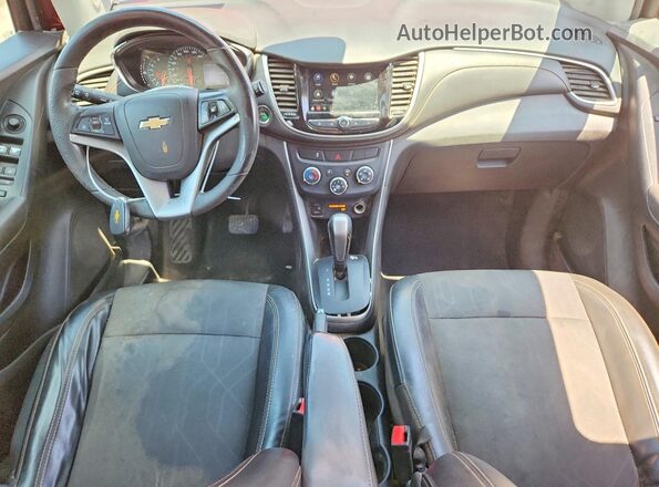 3GNCJLSB3JL185814 2018 CHEVROLET TRAX Burgundy Dashboard view