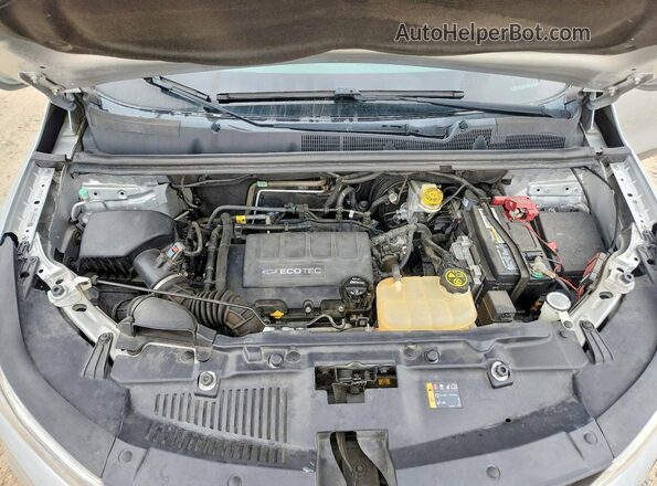 3GNCJLSB3KL136226 2019 CHEVROLET TRAX Silver Widok wnętrza z tyłu