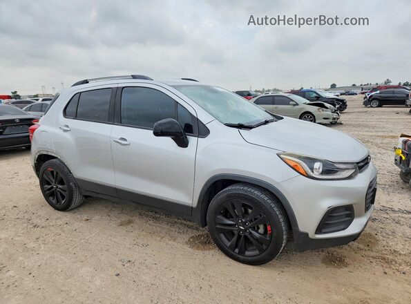 3GNCJLSB3KL136226 2019 CHEVROLET TRAX Silver Przód prawy