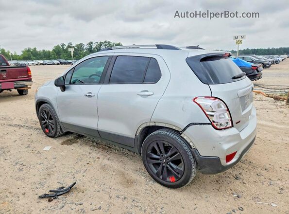 3GNCJLSB3KL136226 2019 CHEVROLET TRAX Silver Tył lewy