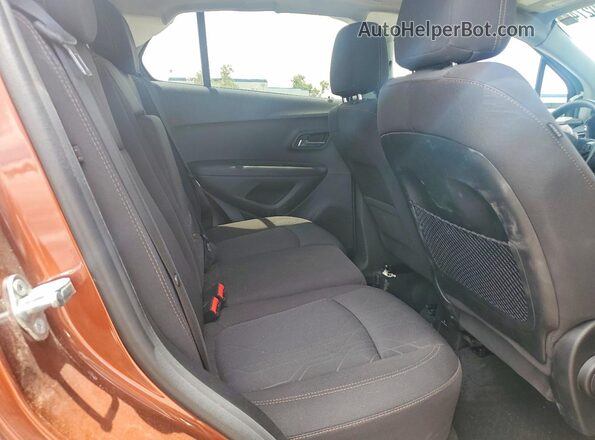 3GNCJLSB3KL236584 2019 CHEVROLET TRAX Tan Widok wnętrza z tyłu