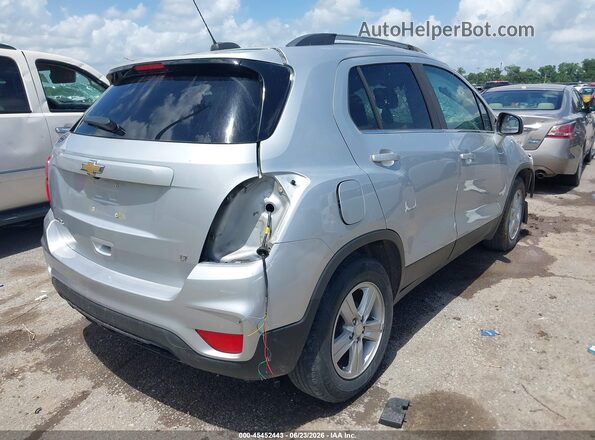 3GNCJLSB4LL310743 2020 CHEVROLET TRAX Серебряный Задняя правая четверть