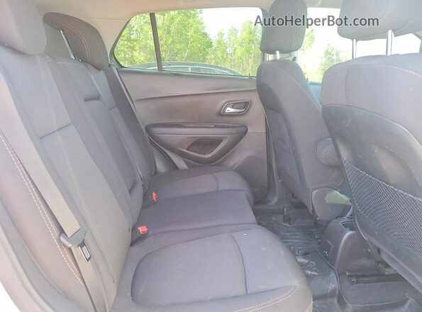 3GNCJLSB5HL183945 2017 CHEVROLET TRAX White Widok wnętrza z tyłu
