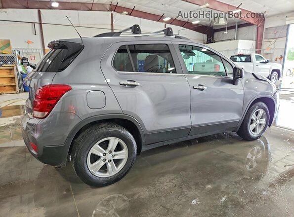 3GNCJLSB5LL296092 2020 CHEVROLET TRAX Gray Trasero derecho