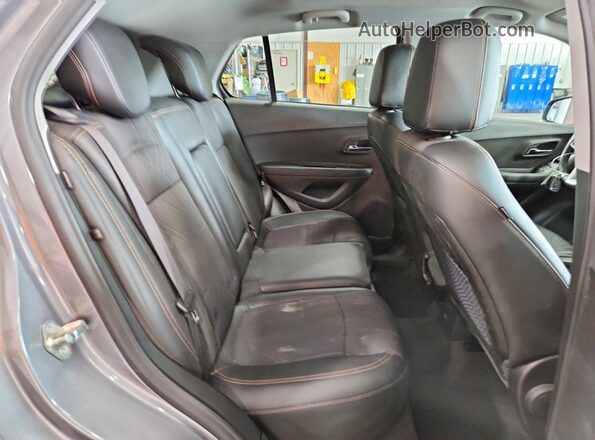 3GNCJLSB5LL296092 2020 CHEVROLET TRAX Gray Vista de los asientos traseros