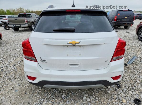 3GNCJLSB6JL247447 2018 CHEVROLET TRAX White Rear view