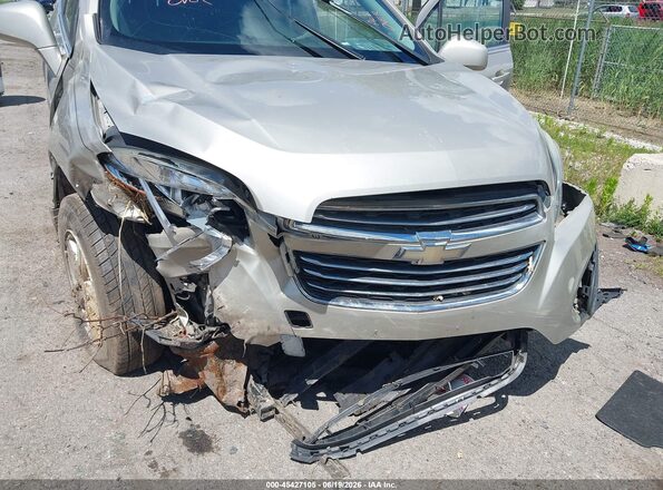 3GNCJLSB7GL269594 2016 CHEVROLET TRAX Champagne Widok z przodu