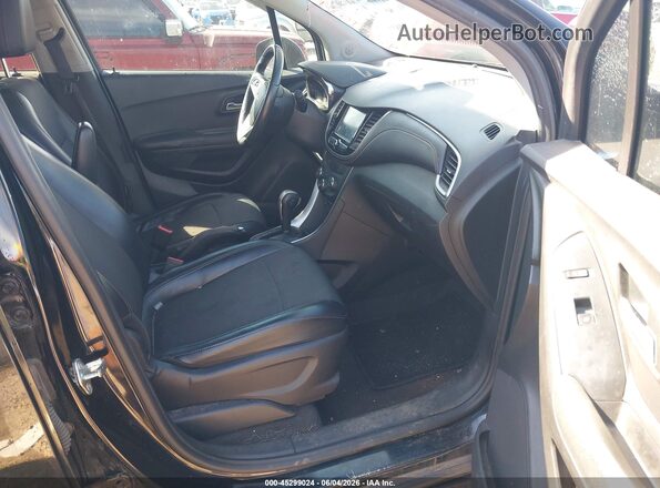 3GNCJLSB7HL206741 2017 CHEVROLET TRAX Black Front interior view